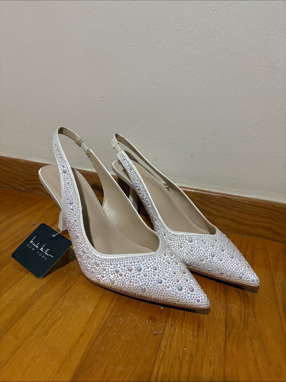 Pearl Pointed-Toe Heels